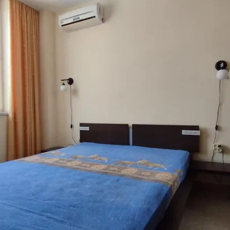 с одной спальней Carolina Apartment Sunny Beach
